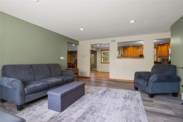 152 Stony Road, Lancaster, NY 14086