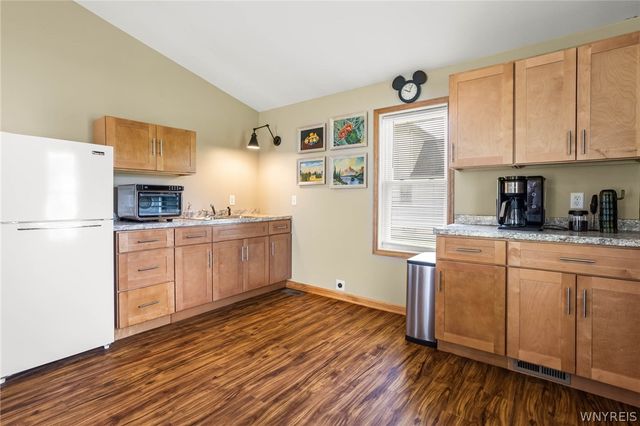 152 Stony Road, Lancaster, NY 14086