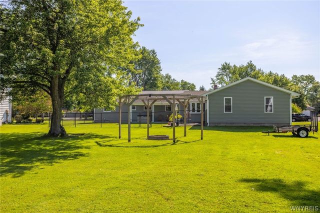 152 Stony Road, Lancaster, NY 14086