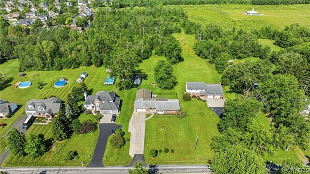 152 Stony Road, Lancaster, NY 14086