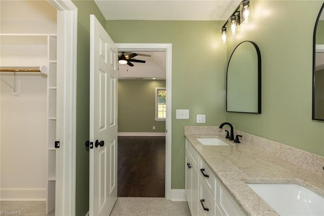 105 Plantation Place Lane, Mount Airy, NC 27030