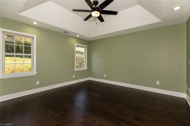 105 Plantation Place Lane, Mount Airy, NC 27030