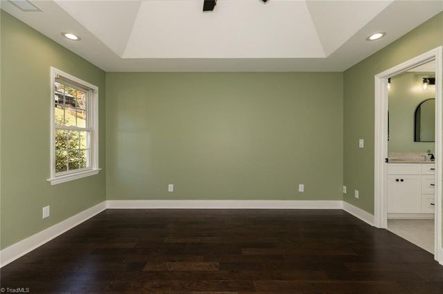 105 Plantation Place Lane, Mount Airy, NC 27030