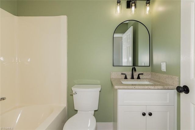 105 Plantation Place Lane, Mount Airy, NC 27030