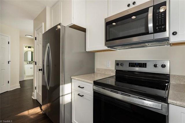 105 Plantation Place Lane, Mount Airy, NC 27030