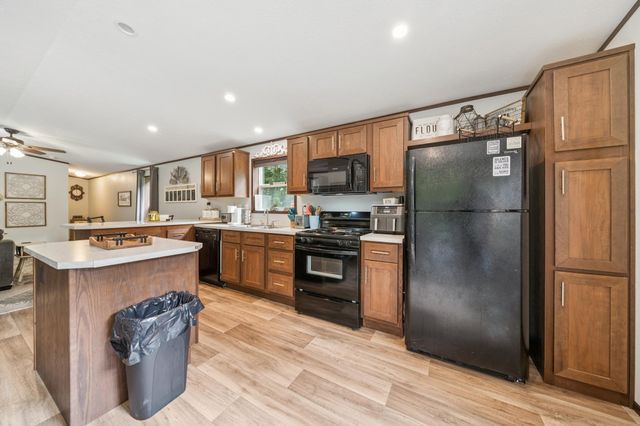 998 140th Avenue, Apple River Twp, WI 54001