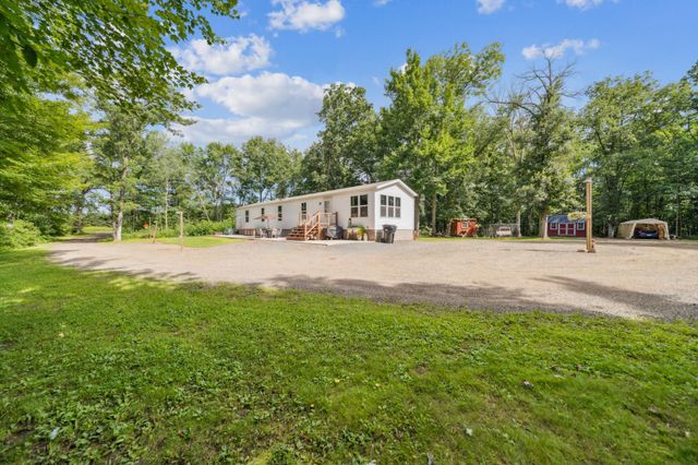 998 140th Avenue, Apple River Twp, WI 54001