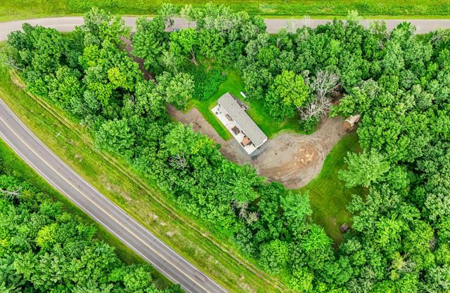 998 140th Avenue, Apple River Twp, WI 54001