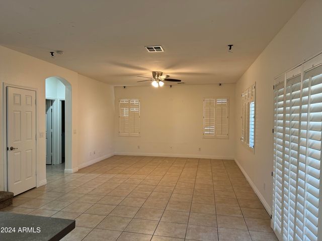 4576 E SUNDANCE Avenue, Gilbert, AZ 85297