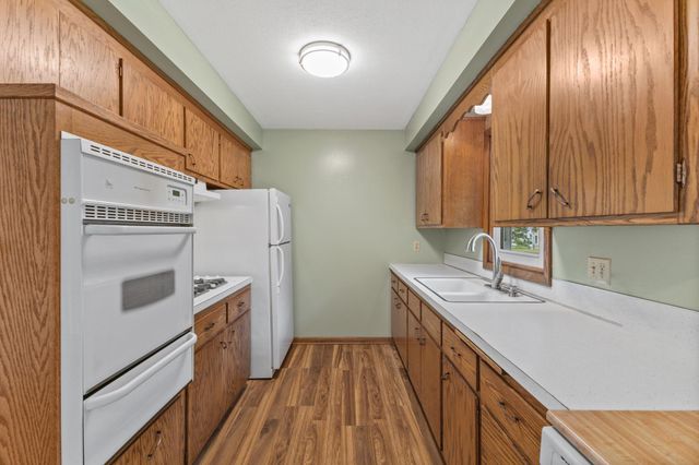 7360 Tempo Terrace NE, Fridley, MN 55432