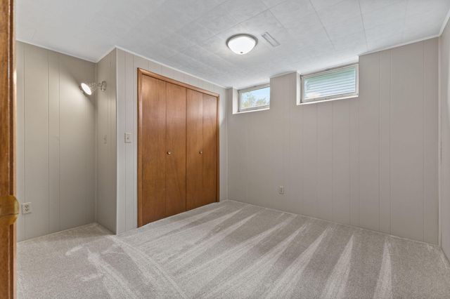 7360 Tempo Terrace NE, Fridley, MN 55432