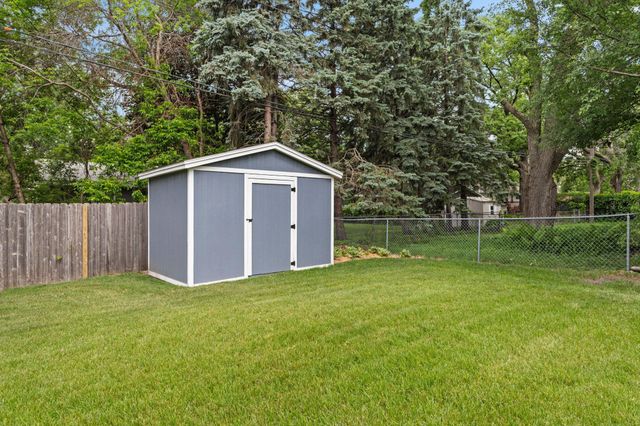 7360 Tempo Terrace NE, Fridley, MN 55432