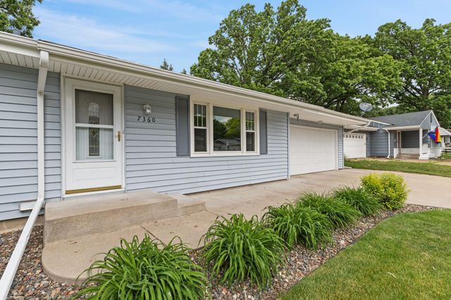 7360 Tempo Terrace NE, Fridley, MN 55432