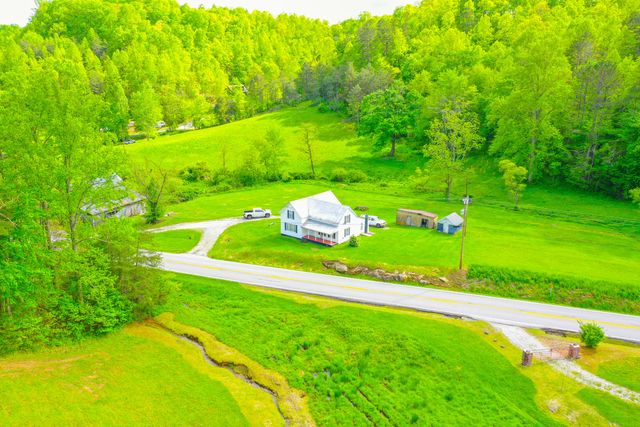 12818 N Highway 421, Manchester, KY 40962