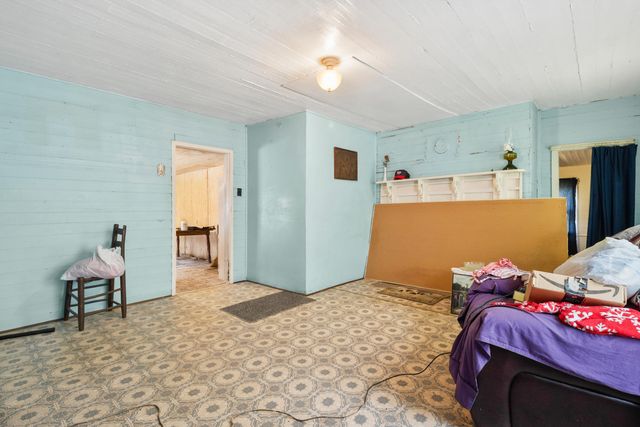 12818 N Highway 421, Manchester, KY 40962