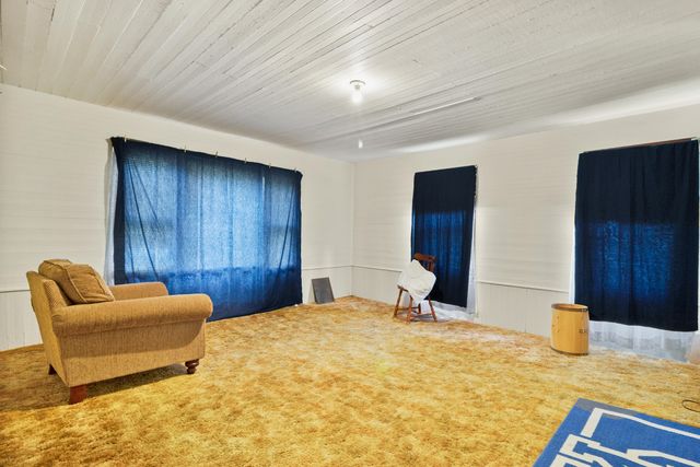 12818 N Highway 421, Manchester, KY 40962