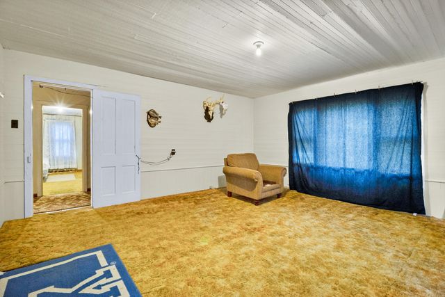 12818 N Highway 421, Manchester, KY 40962