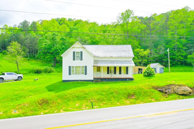 12818 N Highway 421, Manchester, KY 40962