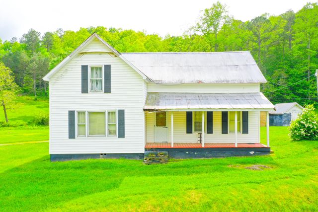 12818 N Highway 421, Manchester, KY 40962