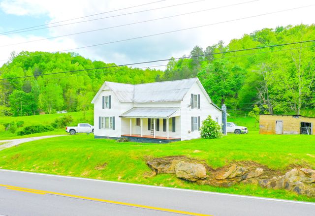 12818 N Highway 421, Manchester, KY 40962