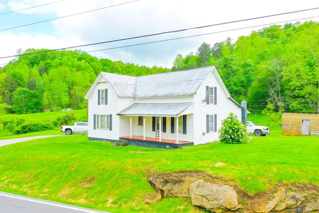 12818 N Highway 421, Manchester, KY 40962