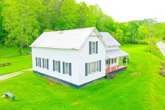 12818 N Highway 421, Manchester, KY 40962