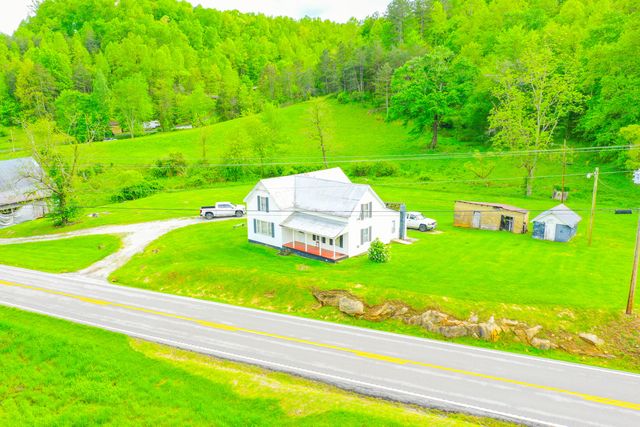 12818 N Highway 421, Manchester, KY 40962