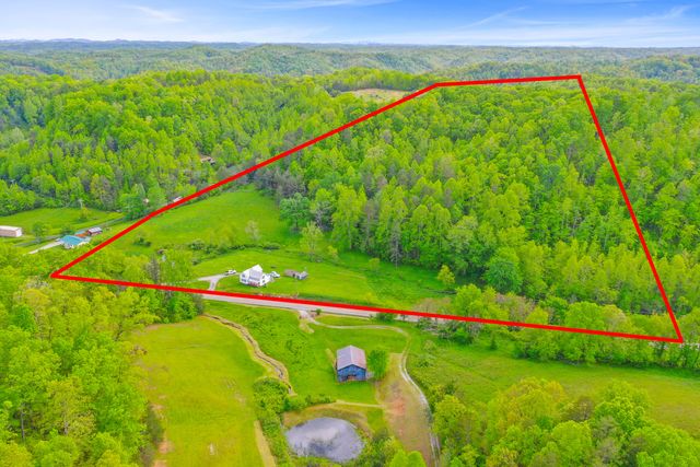 12818 N Highway 421, Manchester, KY 40962