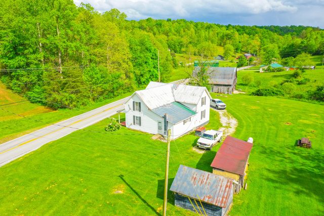 12818 N Highway 421, Manchester, KY 40962