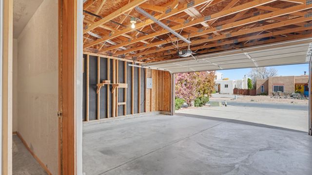 4237 Sundance Street, Santa Fe, NM 87507