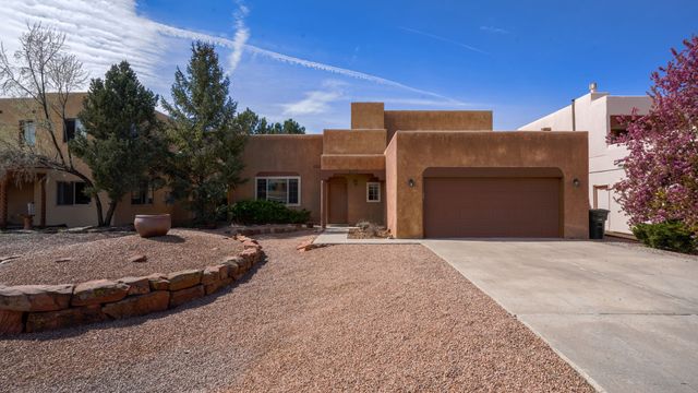 4237 Sundance Street, Santa Fe, NM 87507