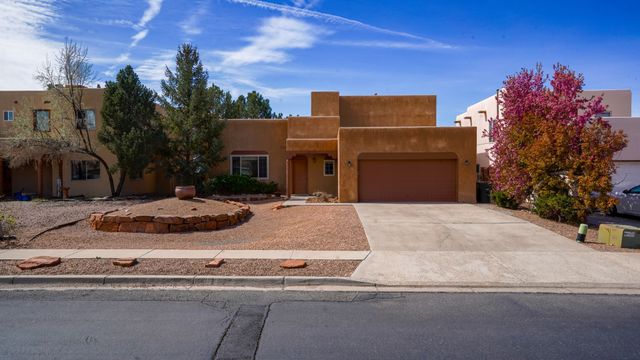 4237 Sundance Street, Santa Fe, NM 87507