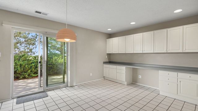 4237 Sundance Street, Santa Fe, NM 87507