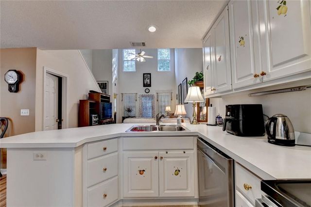 1145 Riverside Terrace, Gainesville, GA 30501