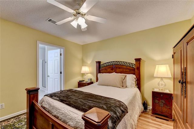 1145 Riverside Terrace, Gainesville, GA 30501