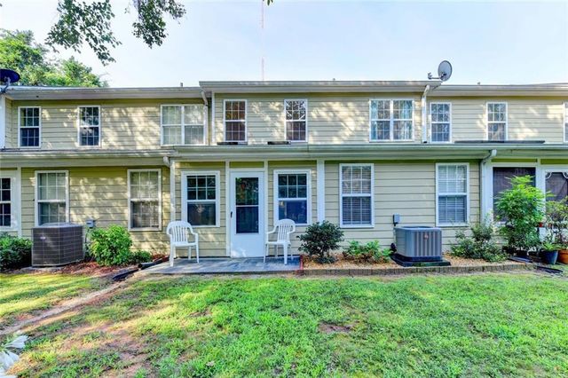 1145 Riverside Terrace, Gainesville, GA 30501