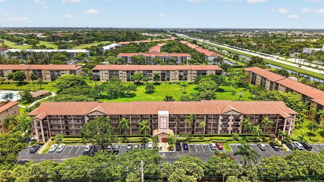 12551 SW 16TH Court 303C, Pembroke Pines, FL 33027