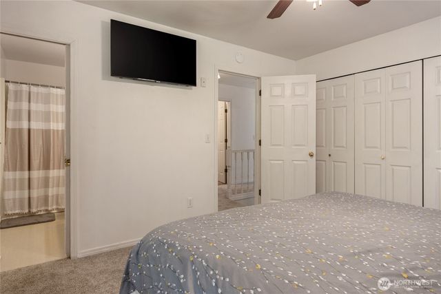 2275 Northlake Way NW, Bremerton, WA 98312