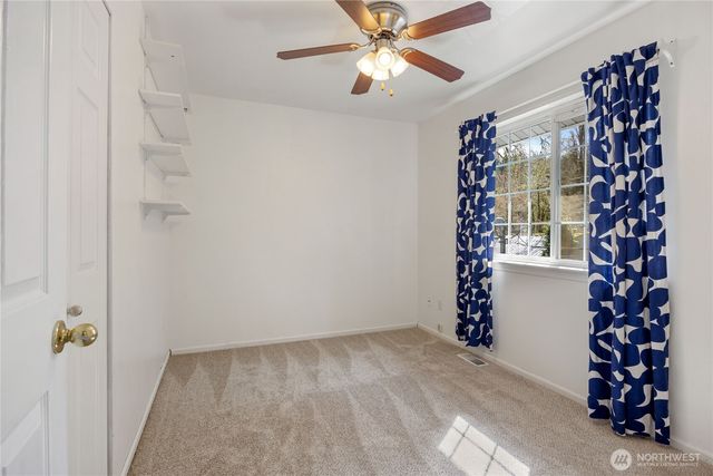 2275 Northlake Way NW, Bremerton, WA 98312