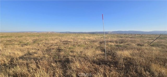 16900 W Avenue A-8, Fairmont, CA 93536