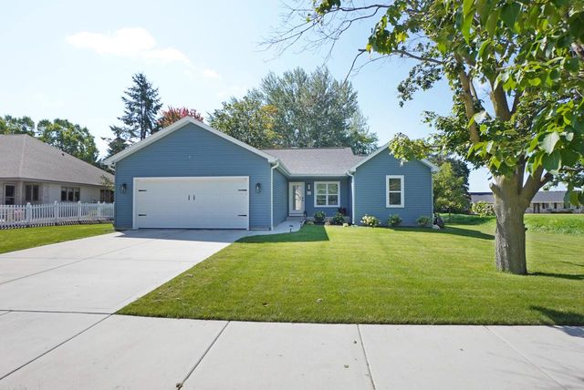 623 W Prospect STREET, Hartford, WI 53027