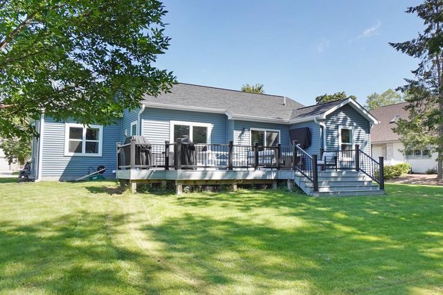 623 W Prospect STREET, Hartford, WI 53027