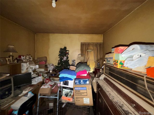 35233 Sheridan Street, Westland, MI 48185