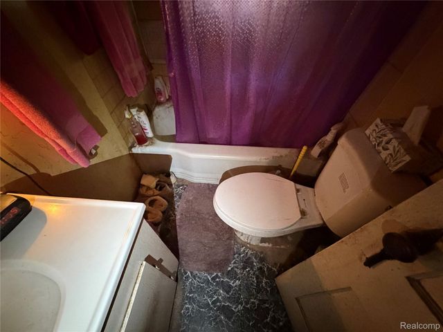 35233 Sheridan Street, Westland, MI 48185