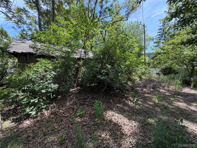 35233 Sheridan Street, Westland, MI 48185