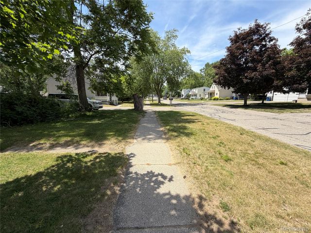 35233 Sheridan Street, Westland, MI 48185