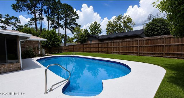597 PEMBRIDGE Court, Orange Park, FL 32073
