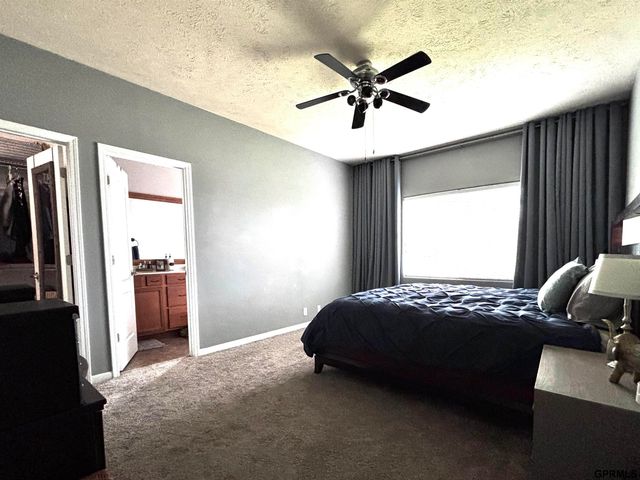 10707 S 29th Street, Bellevue, NE 68123