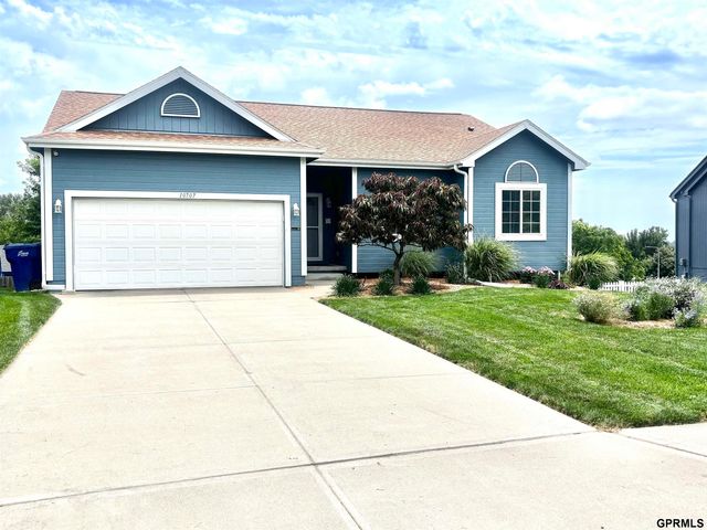 10707 S 29th Street, Bellevue, NE 68123