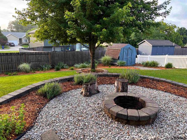 10707 S 29th Street, Bellevue, NE 68123
